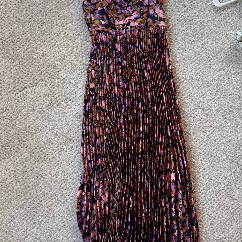 Vibrant Floral Maxi Dress with Pleats